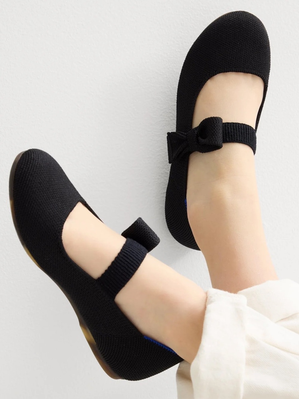 Rothy’s Kids Tux Bow Mary Jane Flats – Black – Like New